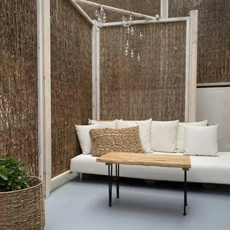 Papikinou Bay Apartment