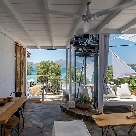 Papikinou Bay Apartment