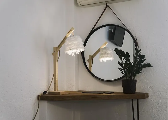 Papikinou Bay Apartman Adámasz